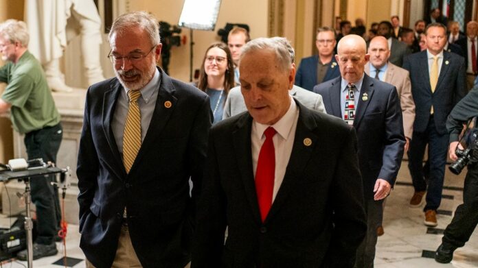 house-conservatives-mount-push-to-codify-trump-border-policies