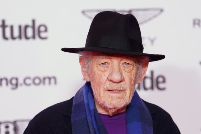 ian-mckellen-says-he-yelled-‘mar-a-lago!’-while-shooting-‘avengers:-doomsday’-magneto-destruction-scene