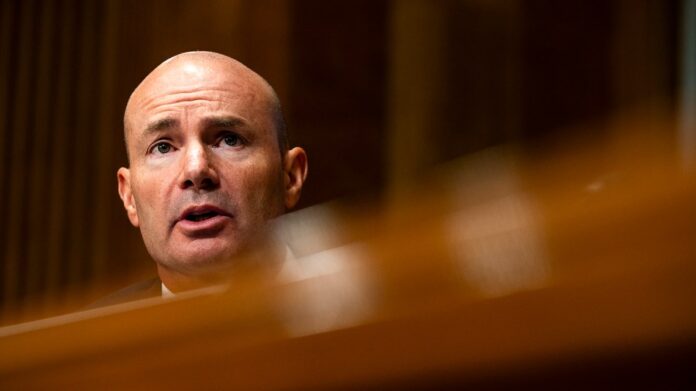 mike-lee:-senate-gop-must-do-‘hard-work’-to-pass-save-america-act 