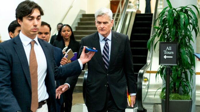 cassidy-receives-iran-briefing-at-white-house-after-clashing-with-trump