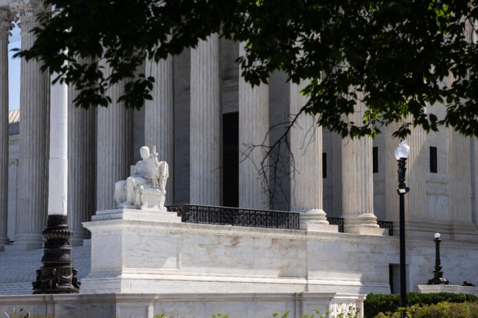 supreme-court-rejects-trump’s-bid-to-end-birthright-citizenship