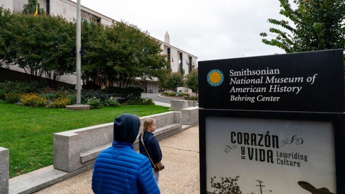white-house-brands-smithsonian’s-american-history-museum-leaders-as-‘extreme’-activists