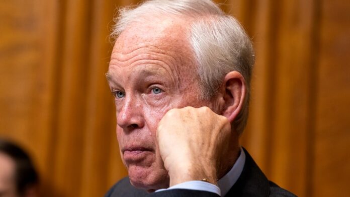 gop-sen.-ron-johnson-says-he’s-not-sure-mcconnell-photo-with-chao-is-new
