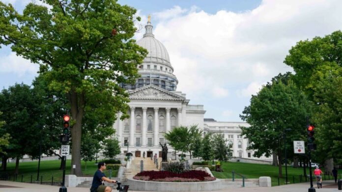 david-crowley-set-to-rejoin-wisconsin-governor’s-race-after-lieutenant-governor-exit