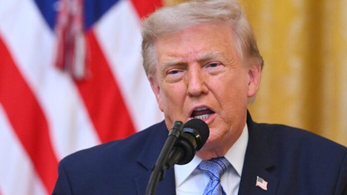president-trump:-grocer-giant-eagle-will-lower-prices-on-‘more-than’-300-products