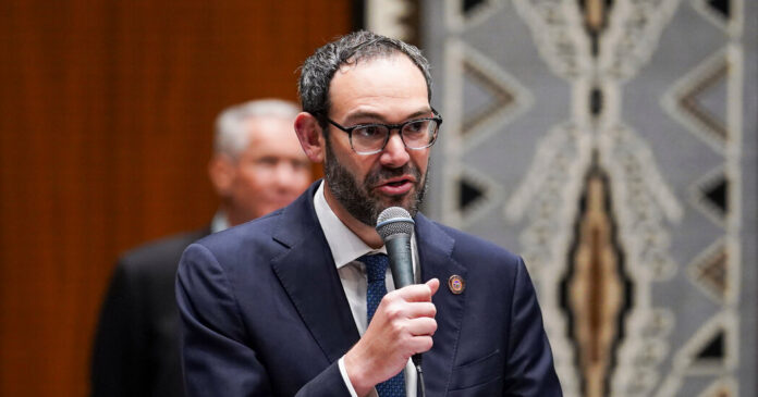 election-denier-wins-gop.-nomination-to-be-arizona’s-top-election-official